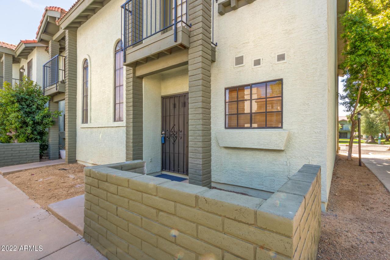 2315 W Union Hills Dr. #105, Phoenix, AZ 85027
