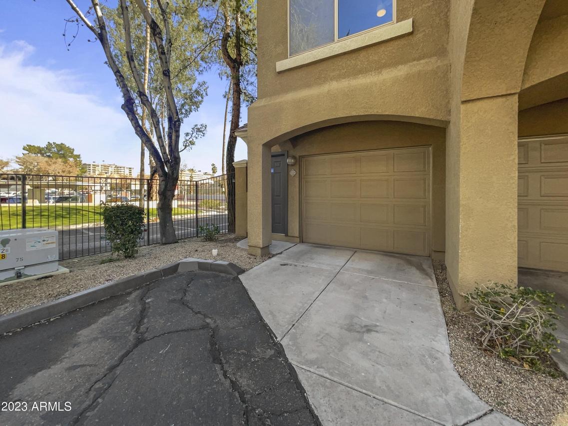 4644 N 22nd St. #2012, Phoenix, AZ 85016