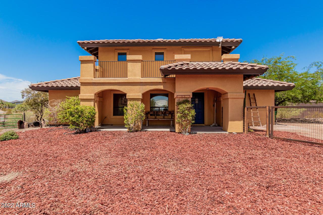 25640 N 7th Ave., Phoenix, AZ 85085