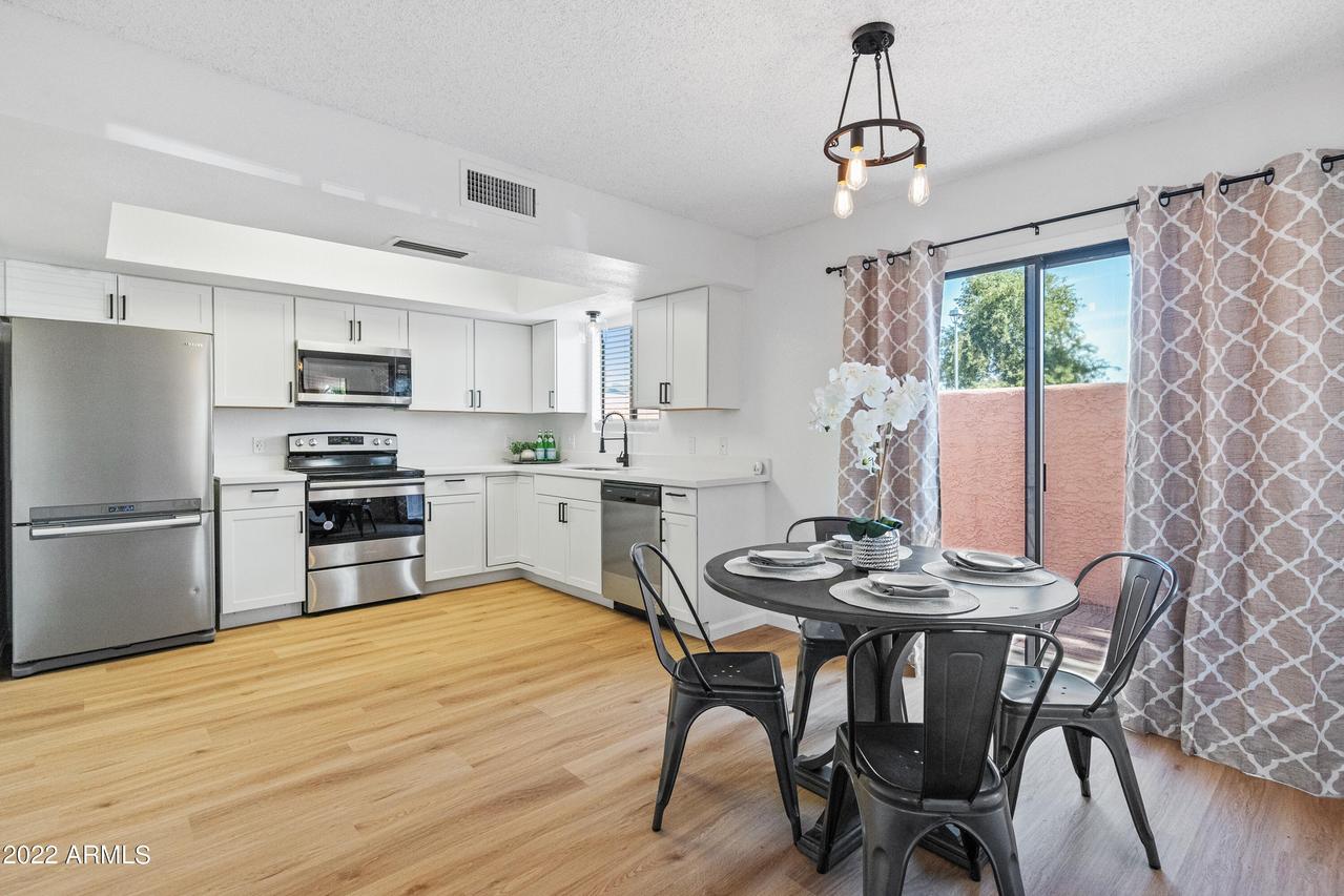 8940 W Olive Ave. #17, Peoria, AZ 85345