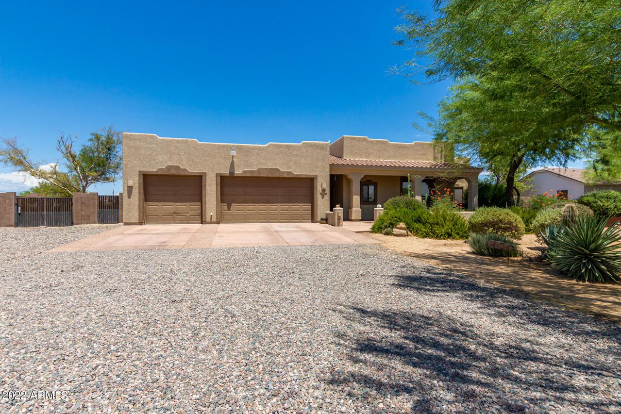 1606 E Dolores Rd., Phoenix, AZ 85086