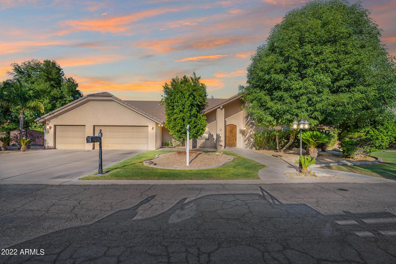 2505 E Lehi Rd. #9, Mesa, AZ 85213