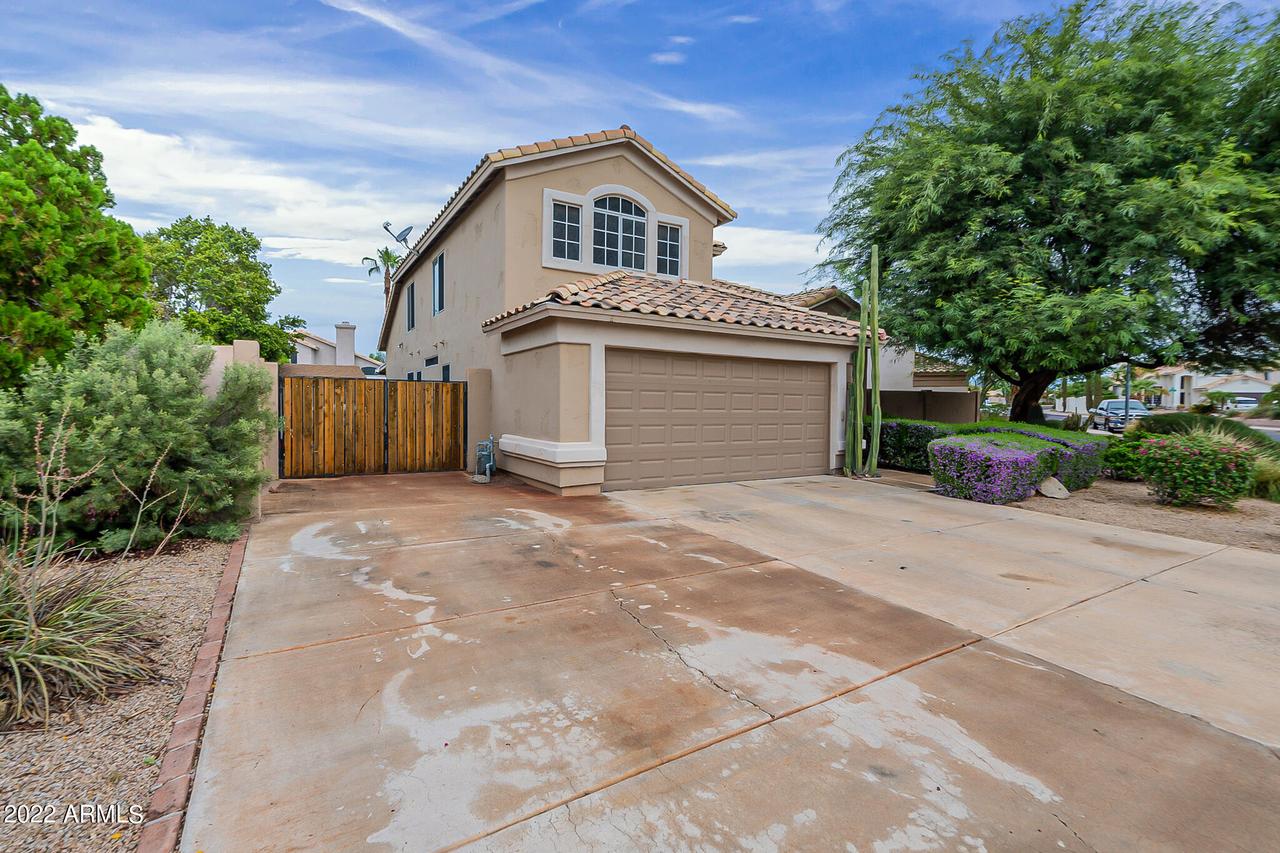 21938 N 68th Ave., Glendale, AZ 85310