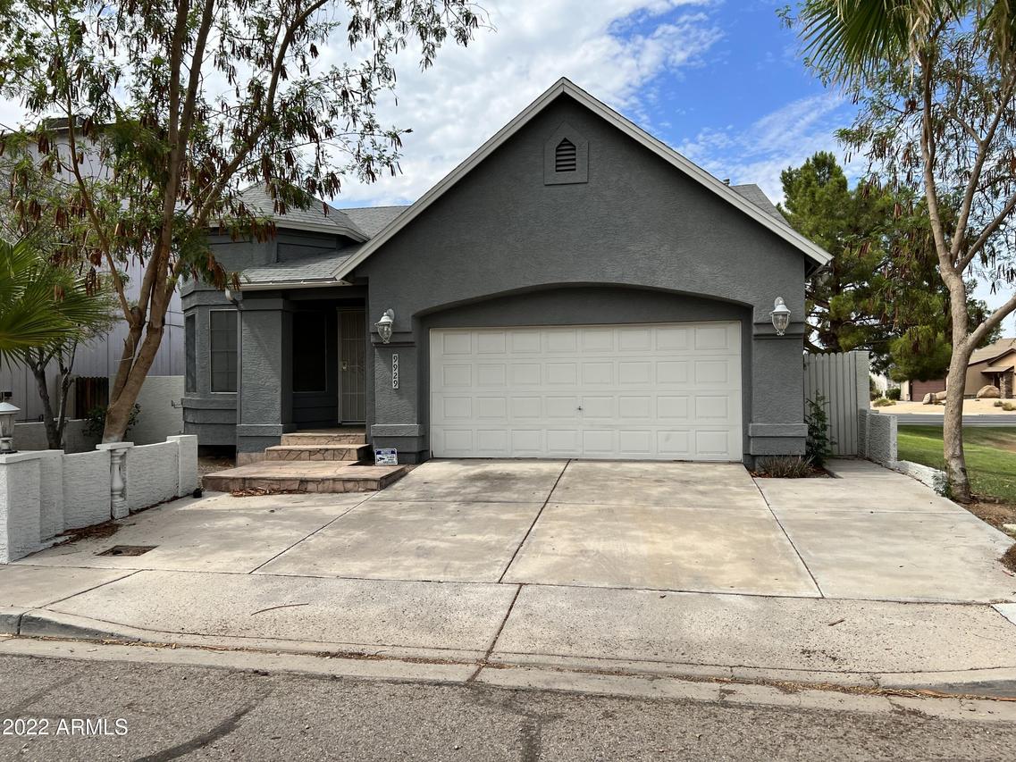 9929 W Kino Ln., Phoenix, AZ 85037
