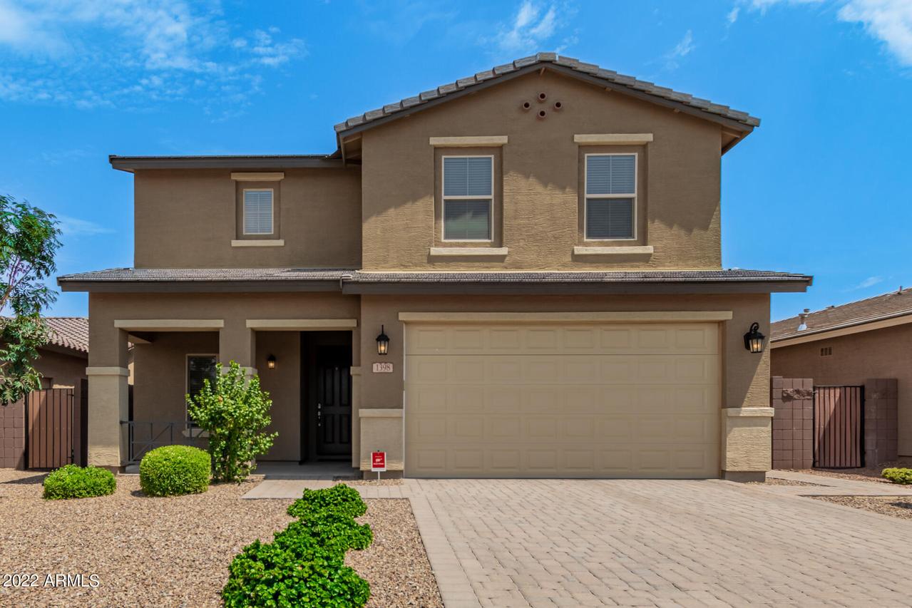 1398 W Spine Tree Ave., San Tan Valley, AZ 85140