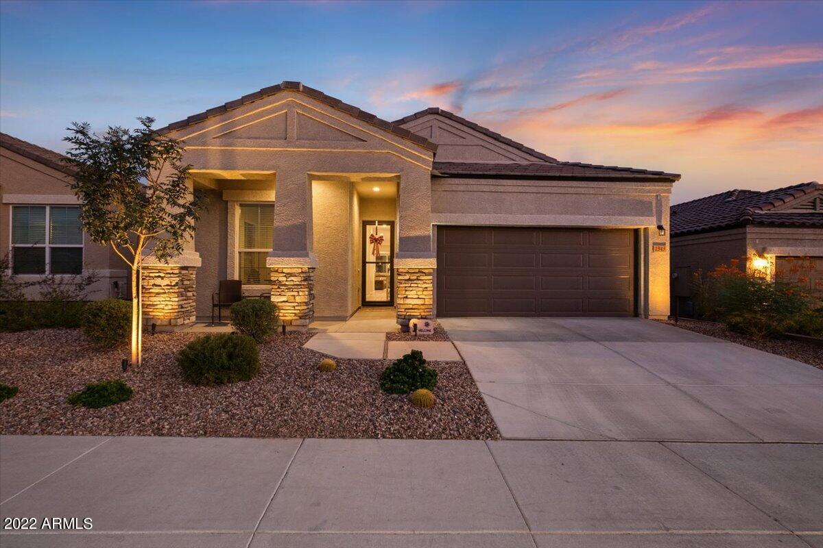 1943 W Plum Rd., Phoenix, AZ 85085