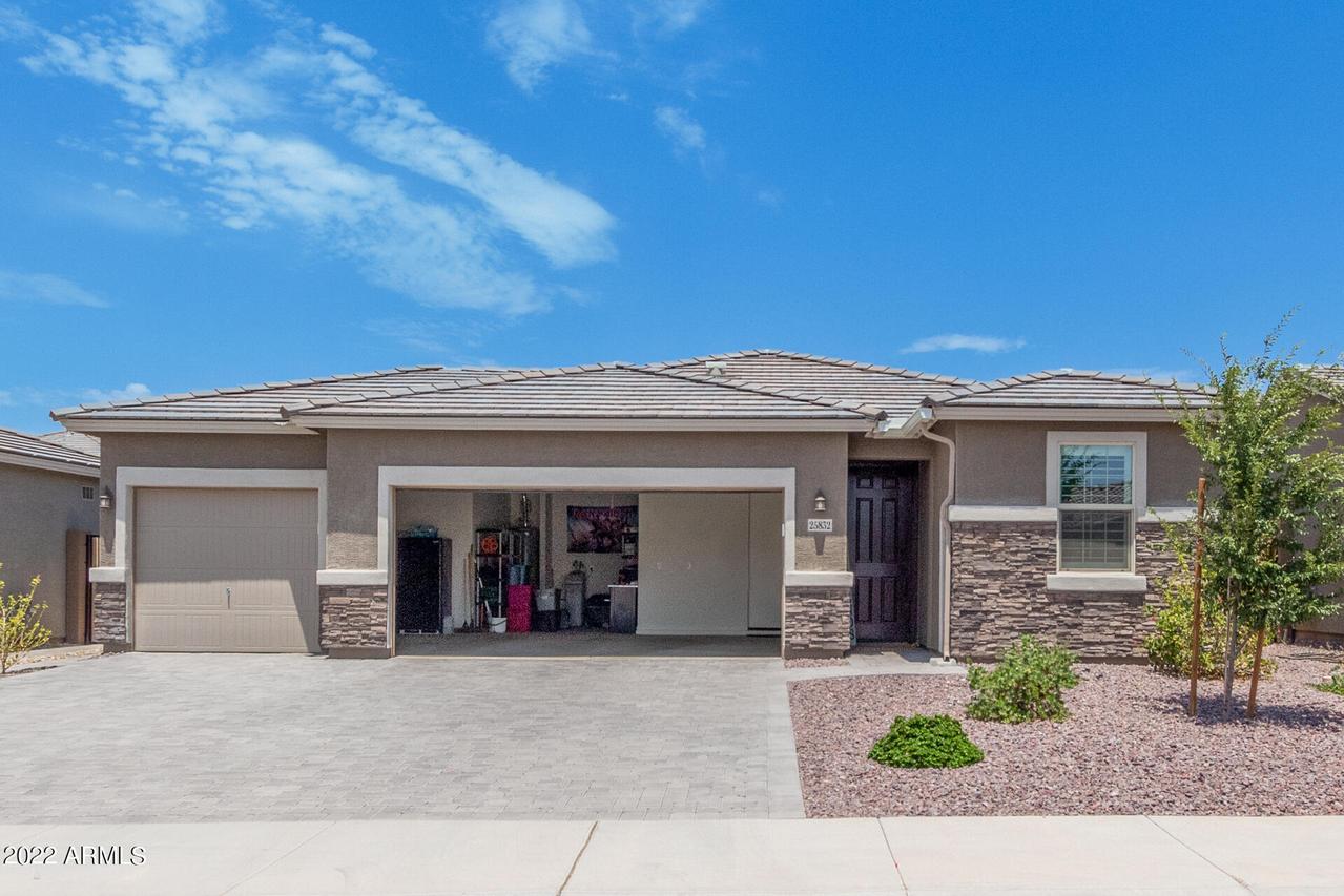 25832 N Langley Dr., Peoria, AZ 85383