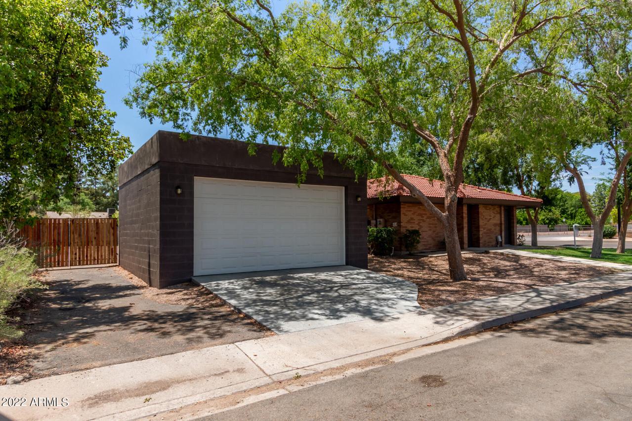 1001 N Burk St., Gilbert, AZ 85234