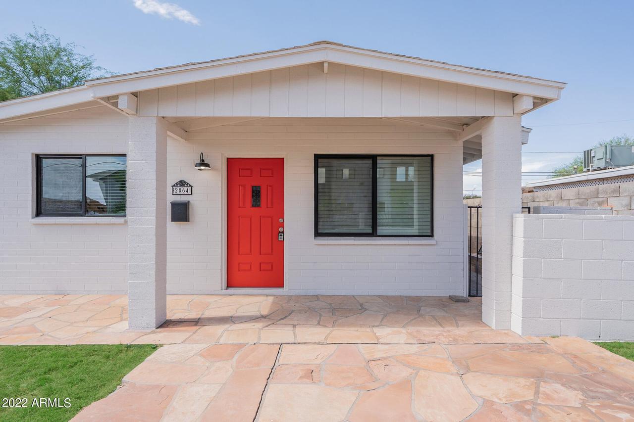 2064 E Lemon St., Tempe, AZ 85281