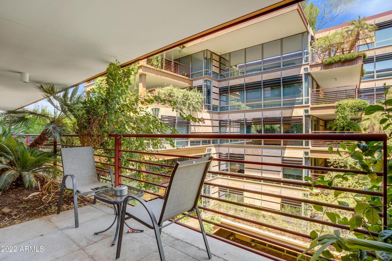 7131 E Rancho Vista Dr. #4003, Scottsdale, AZ 85251