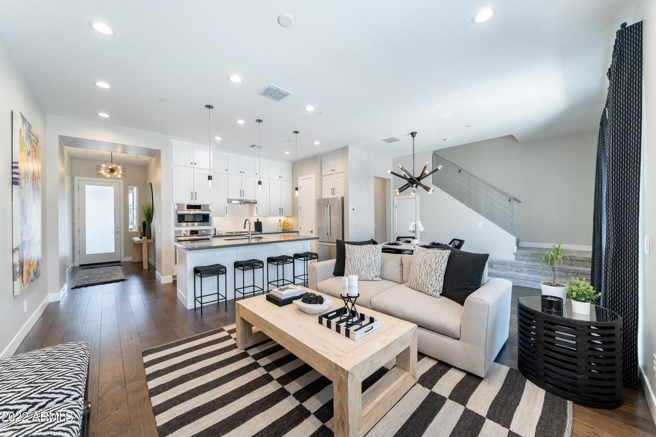 3200 N 39th St. #14, Phoenix, AZ 85018