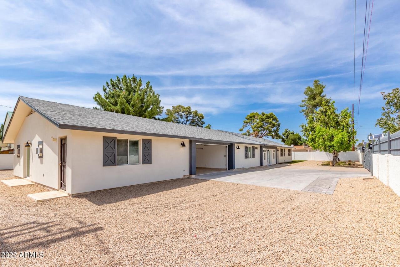 2230 N 42nd St., Phoenix, AZ 85008