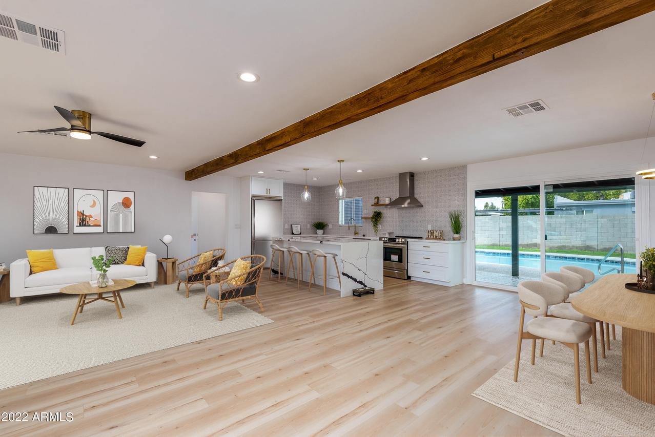 6710 N 16th Dr., Phoenix, AZ 85015