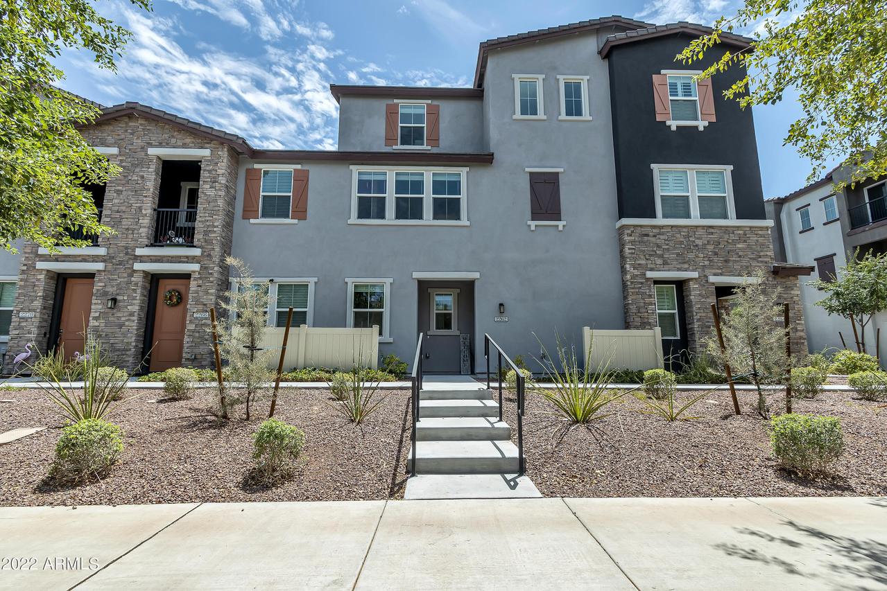 2262 E Hidalgo Ave., Phoenix, AZ 85040
