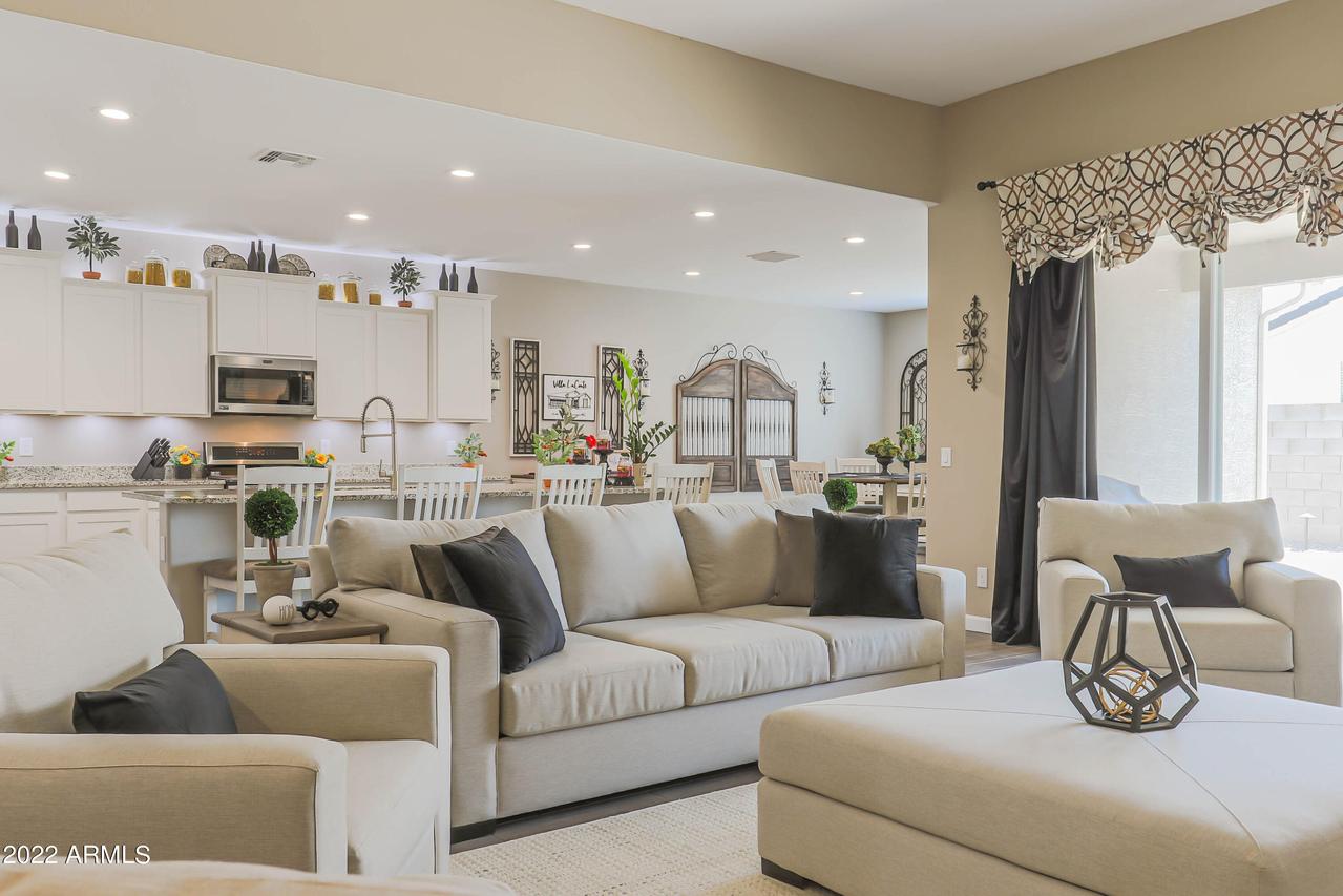 38245 W Santa Maria St., Maricopa, AZ 85138