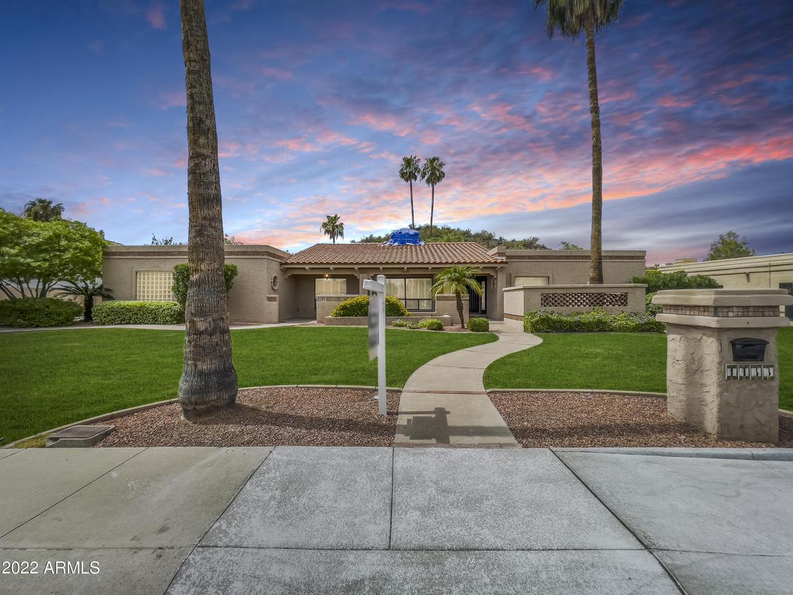 1433 W Port Au Prince Ln., Phoenix, AZ 85023