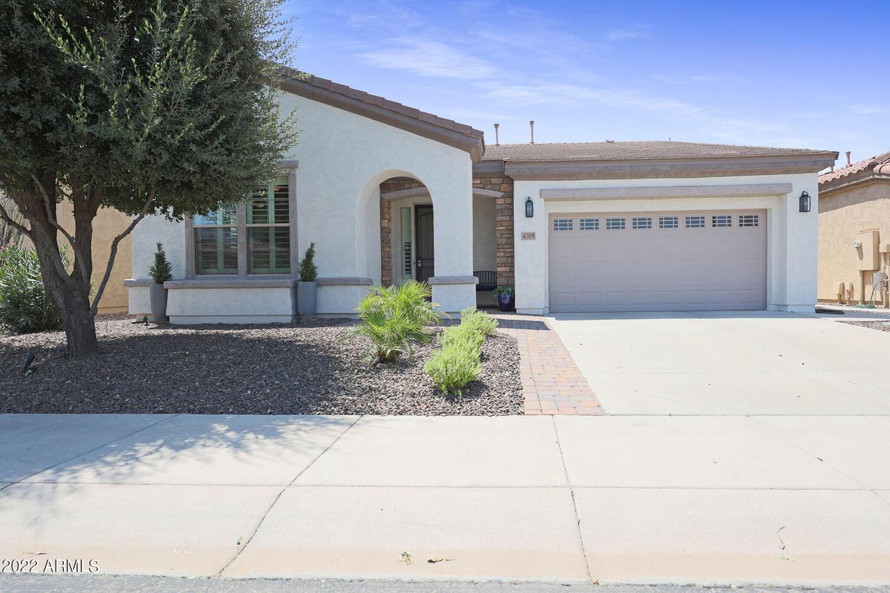4709 E Narrowleaf Dr., Gilbert, AZ 85298