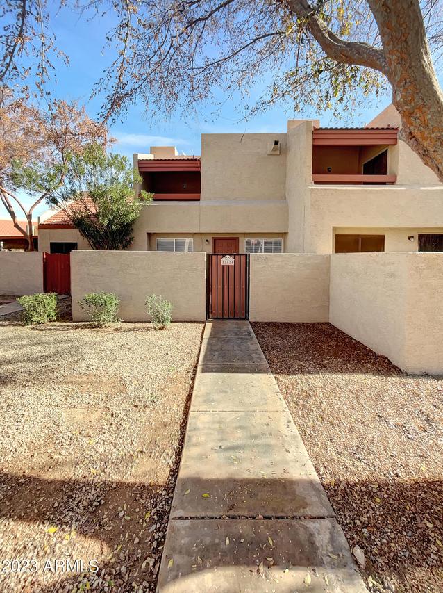 13824 N 42nd Dr., Phoenix, AZ 85053