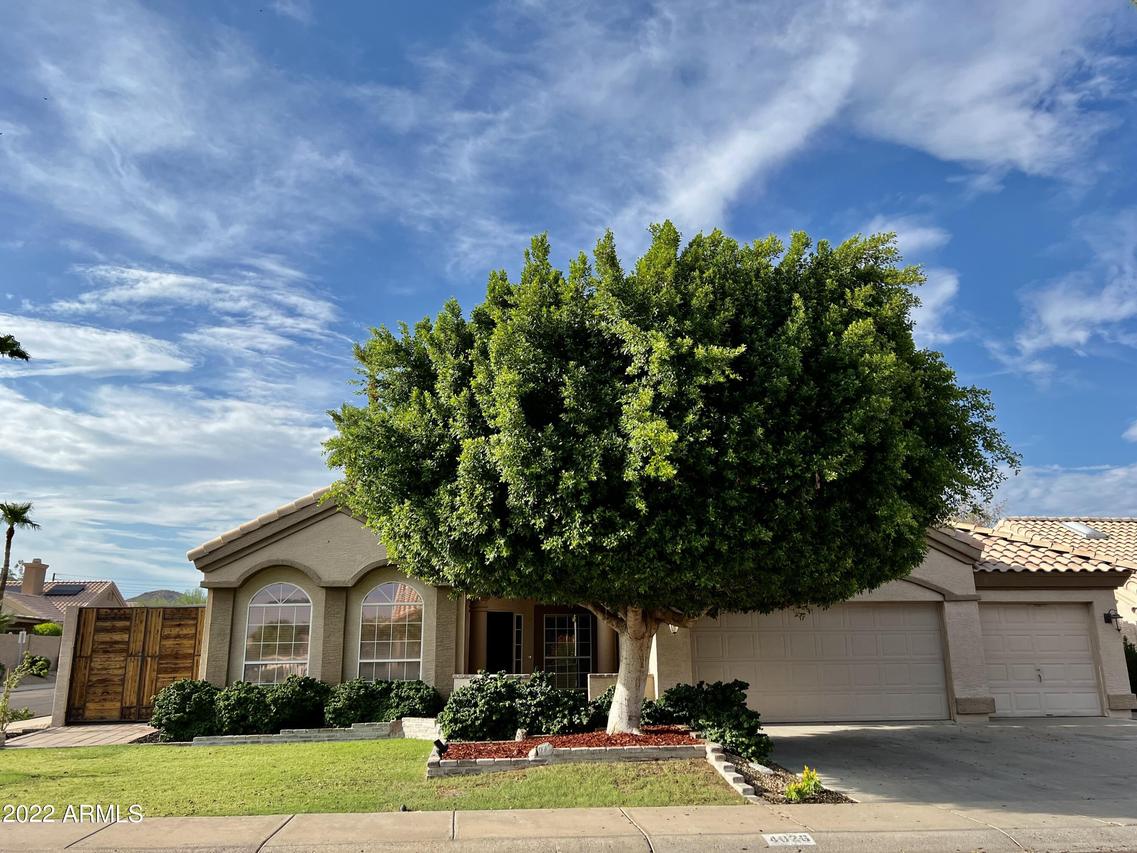 4026 E Lavender Ln., Phoenix, AZ 85044