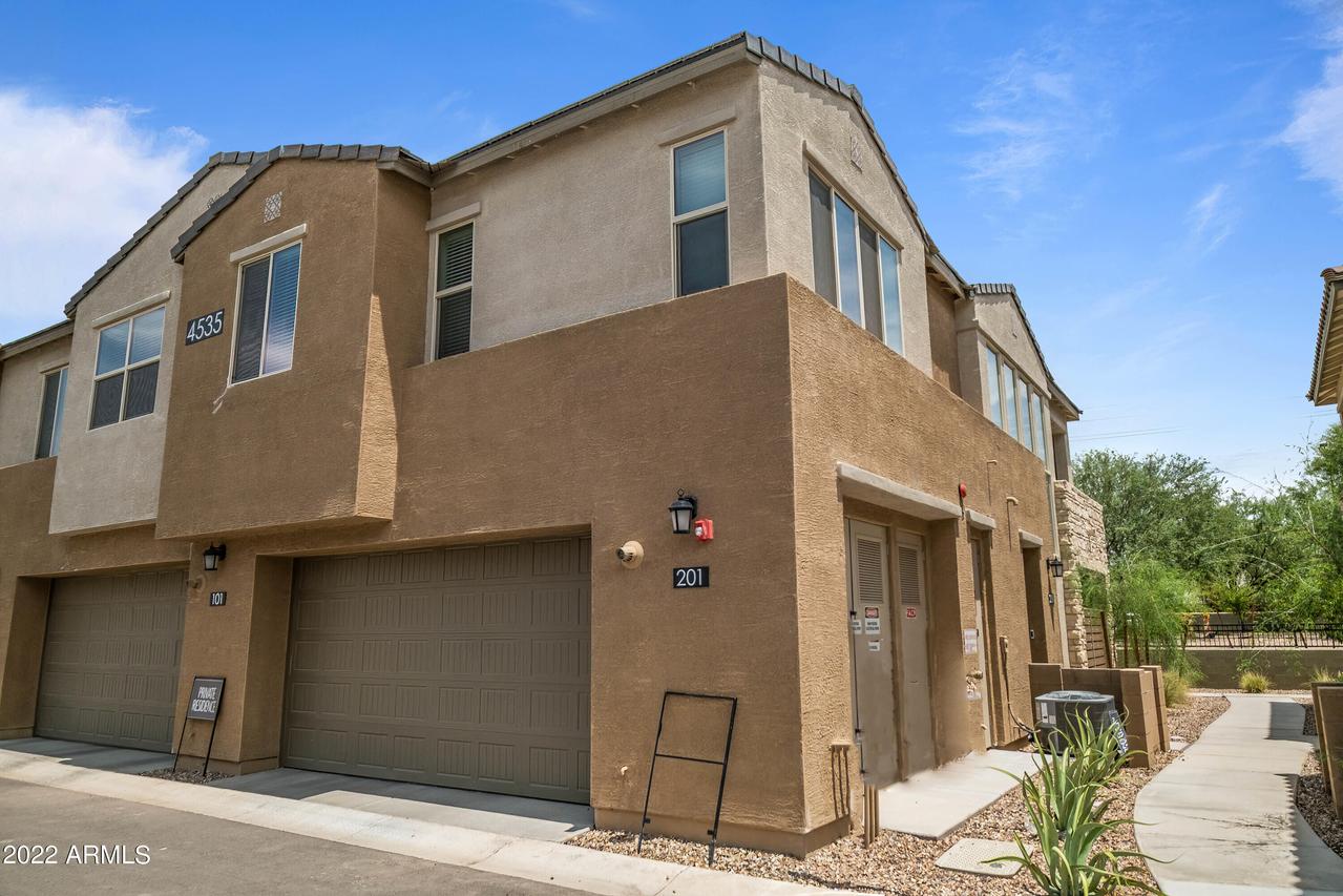 4535 S Squires Ln. #201, Gilbert, AZ 85297