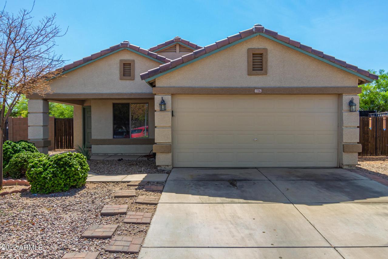 1706 S 64th Ave., Phoenix, AZ 85043