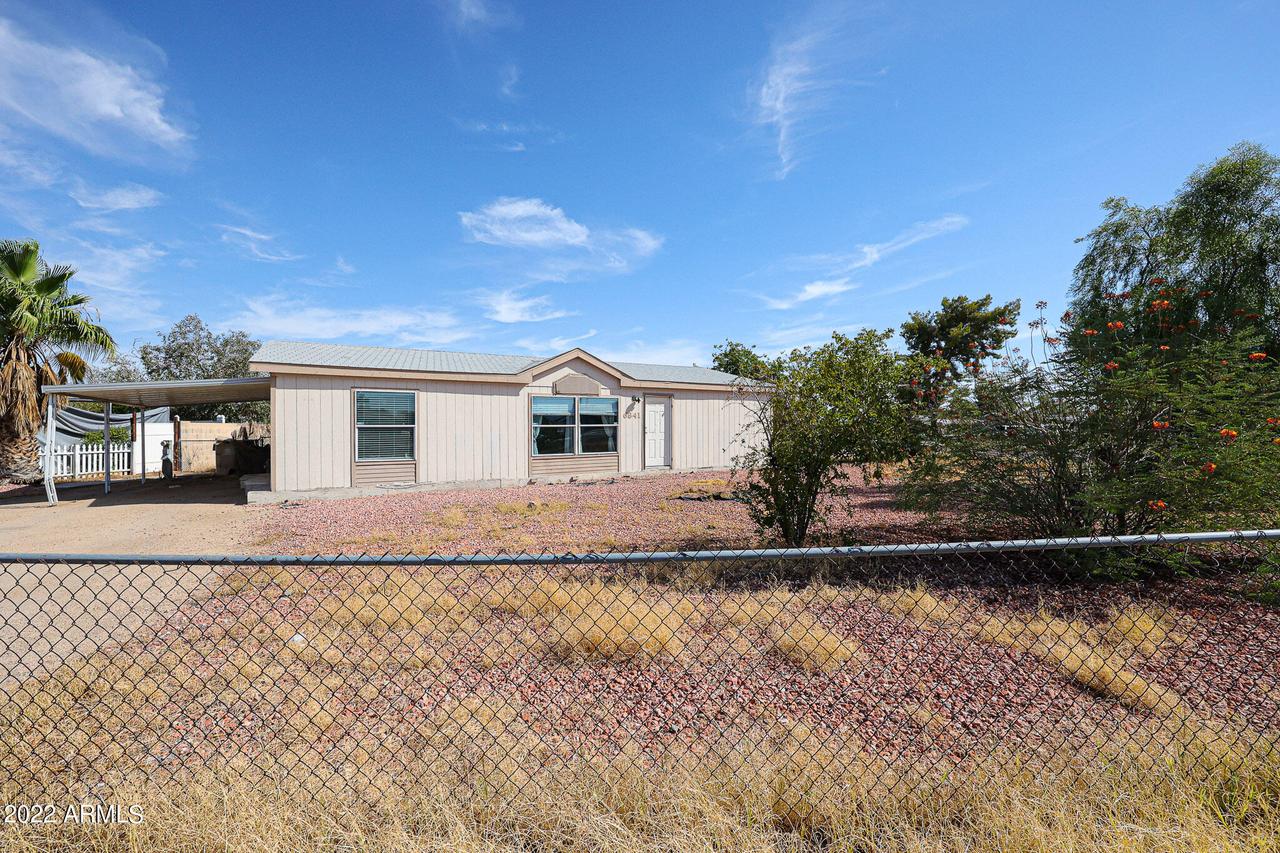6841 W Wanda Lynn Ln., Peoria, AZ 85382