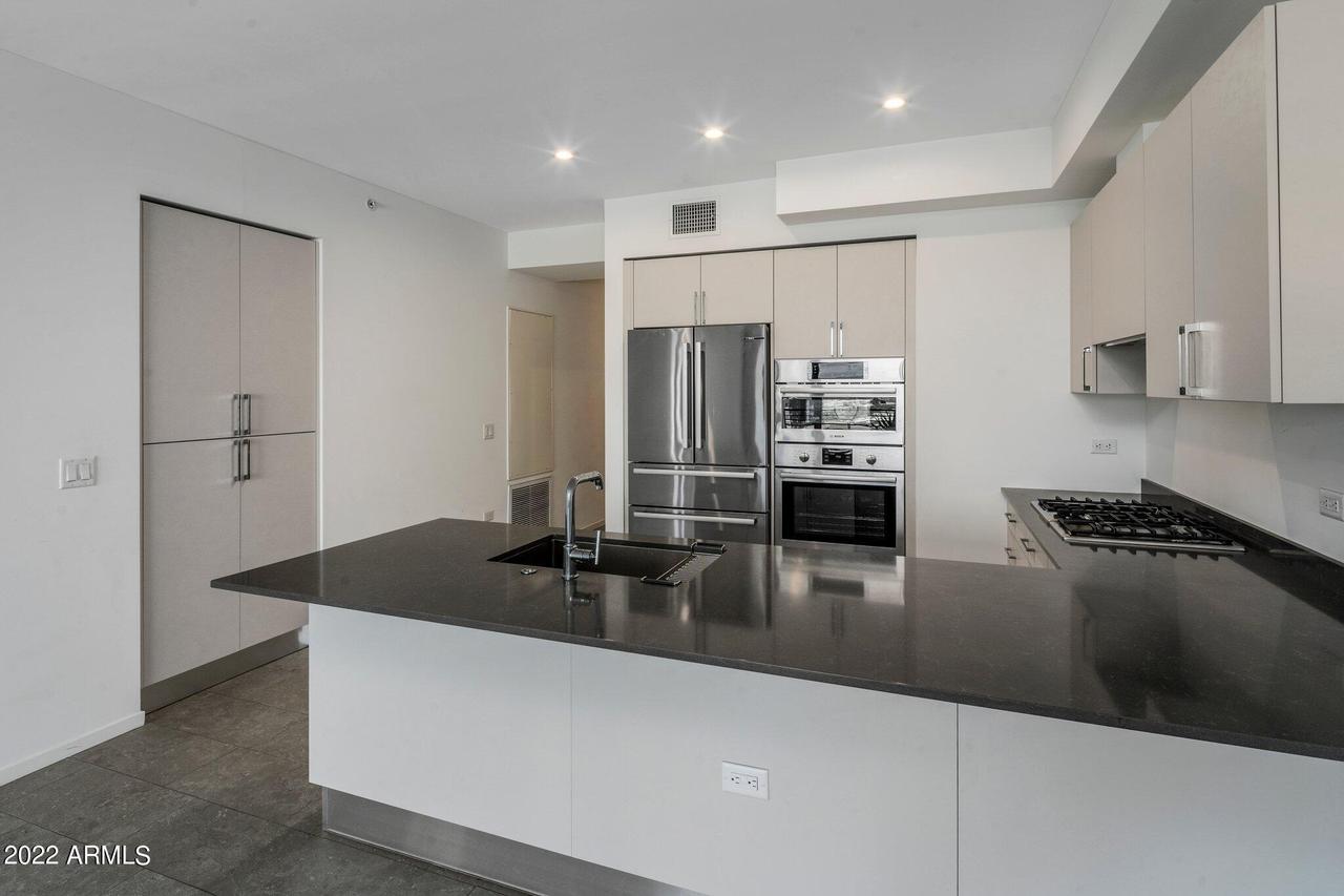 7180 E Kierland Blvd. #911, Scottsdale, AZ 85254