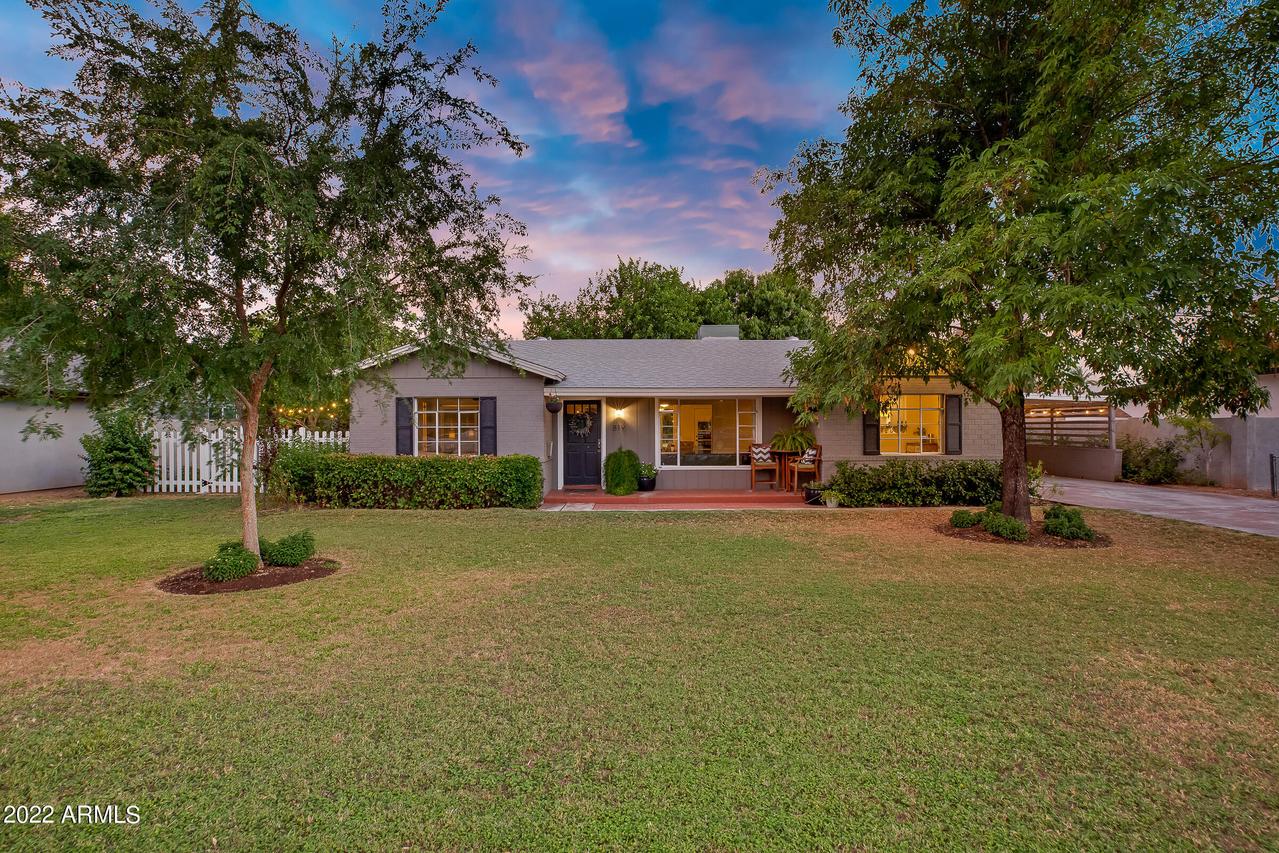 819 W Solano Dr., Phoenix, AZ 85013