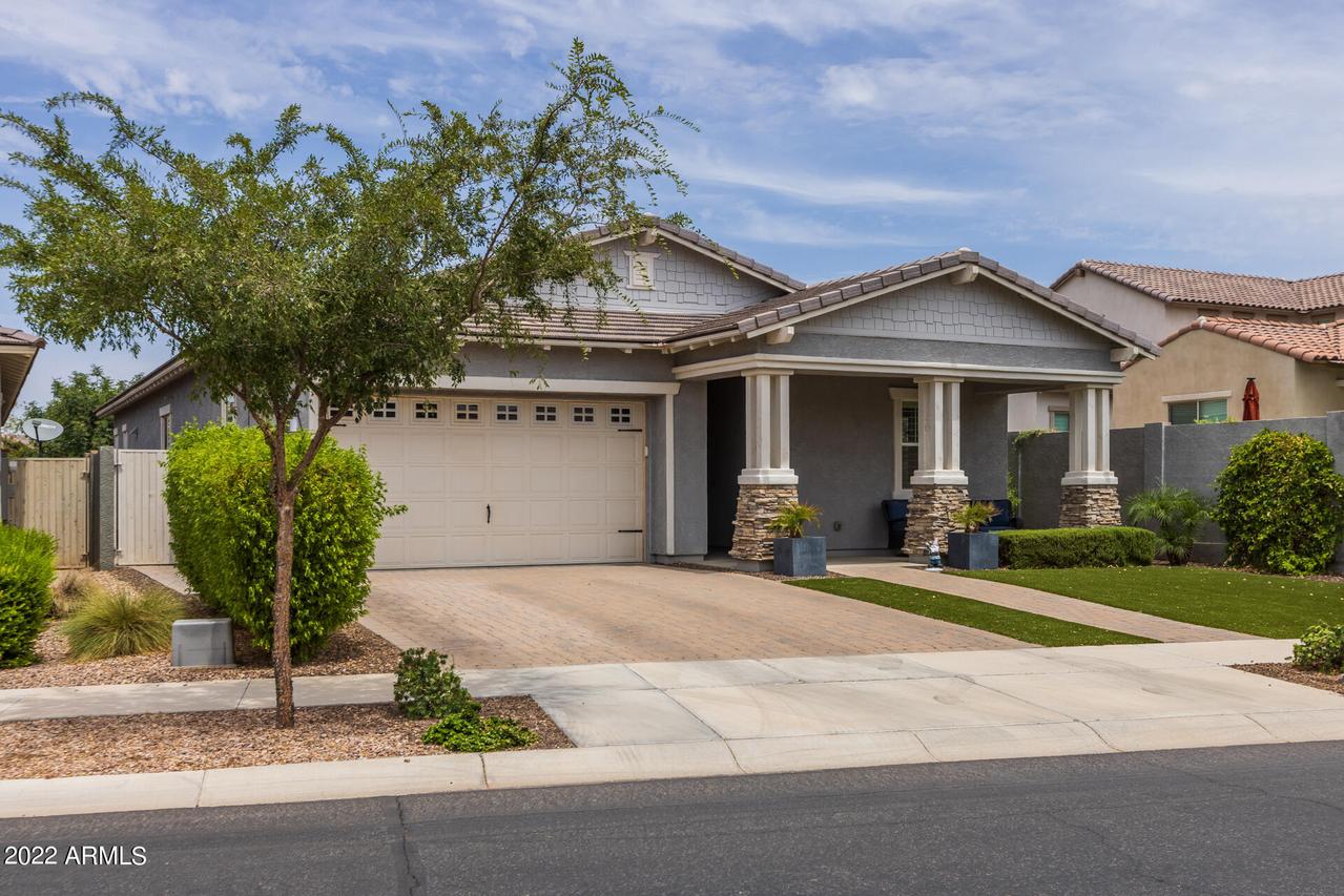 10620 E Simone Ave., Mesa, AZ 85212