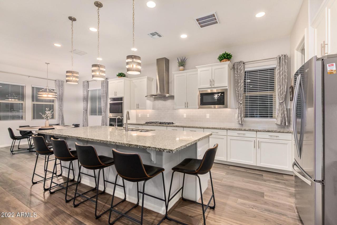 9731 W Foothill Dr., Peoria, AZ 85383