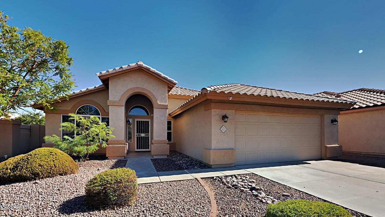 3425 E Kerry Ln., Phoenix, AZ 85050