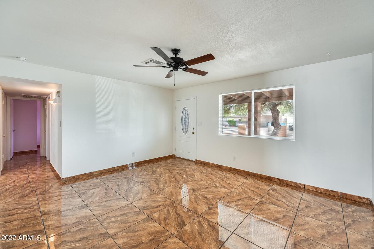 8037 S 25th Pl., Phoenix, AZ 85042
