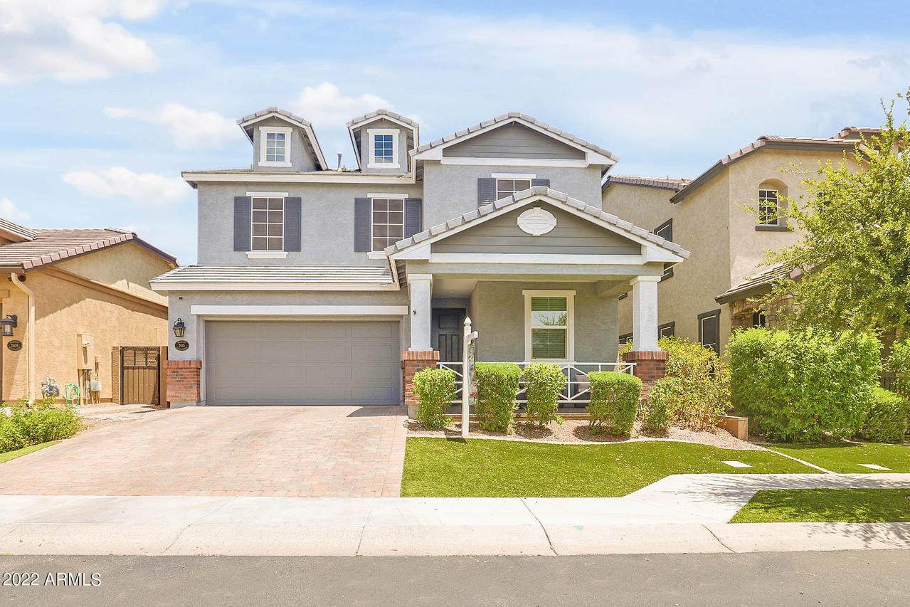 2615 S Benton, Mesa, AZ 85209