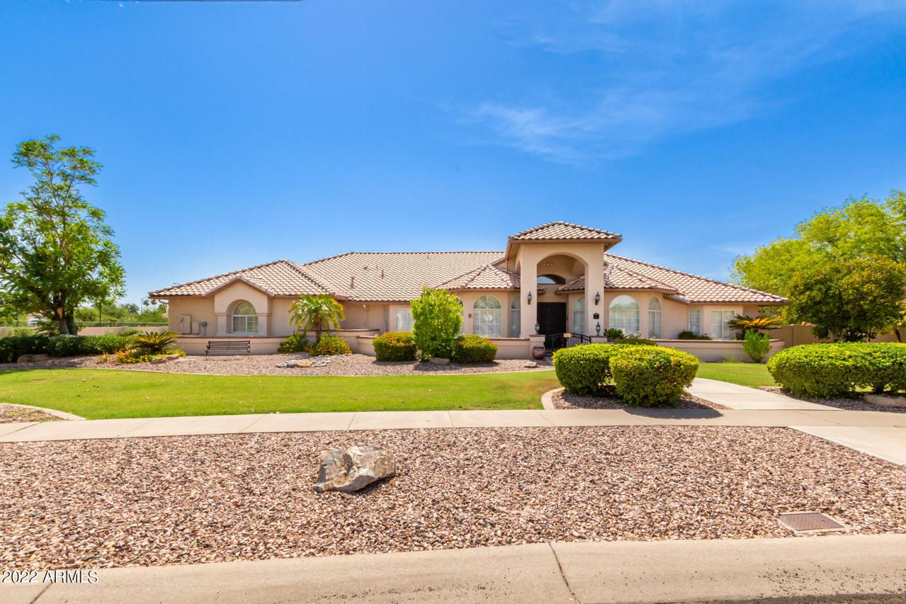 2251 N 32nd St. #1, Mesa, AZ 85213