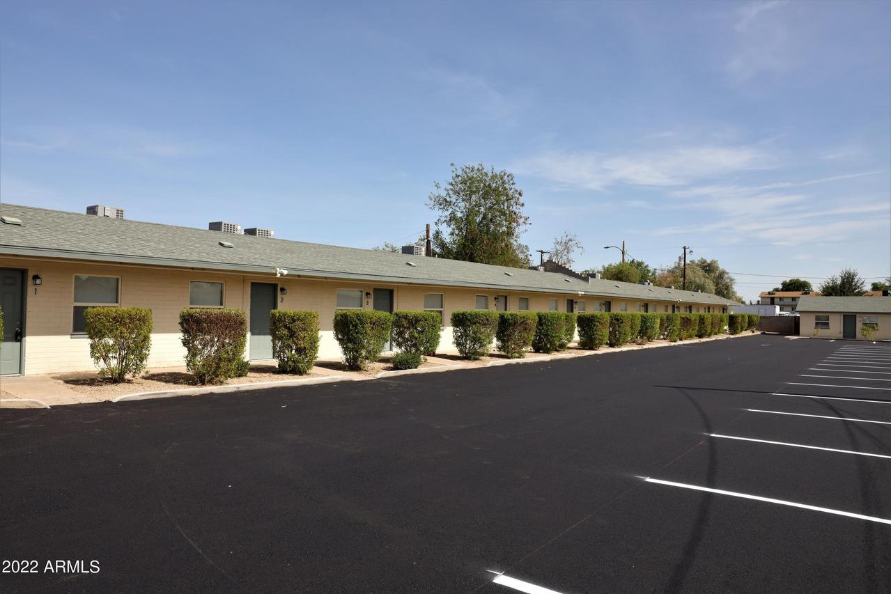 1595 W Mountain View Rd., Phoenix, AZ 85021