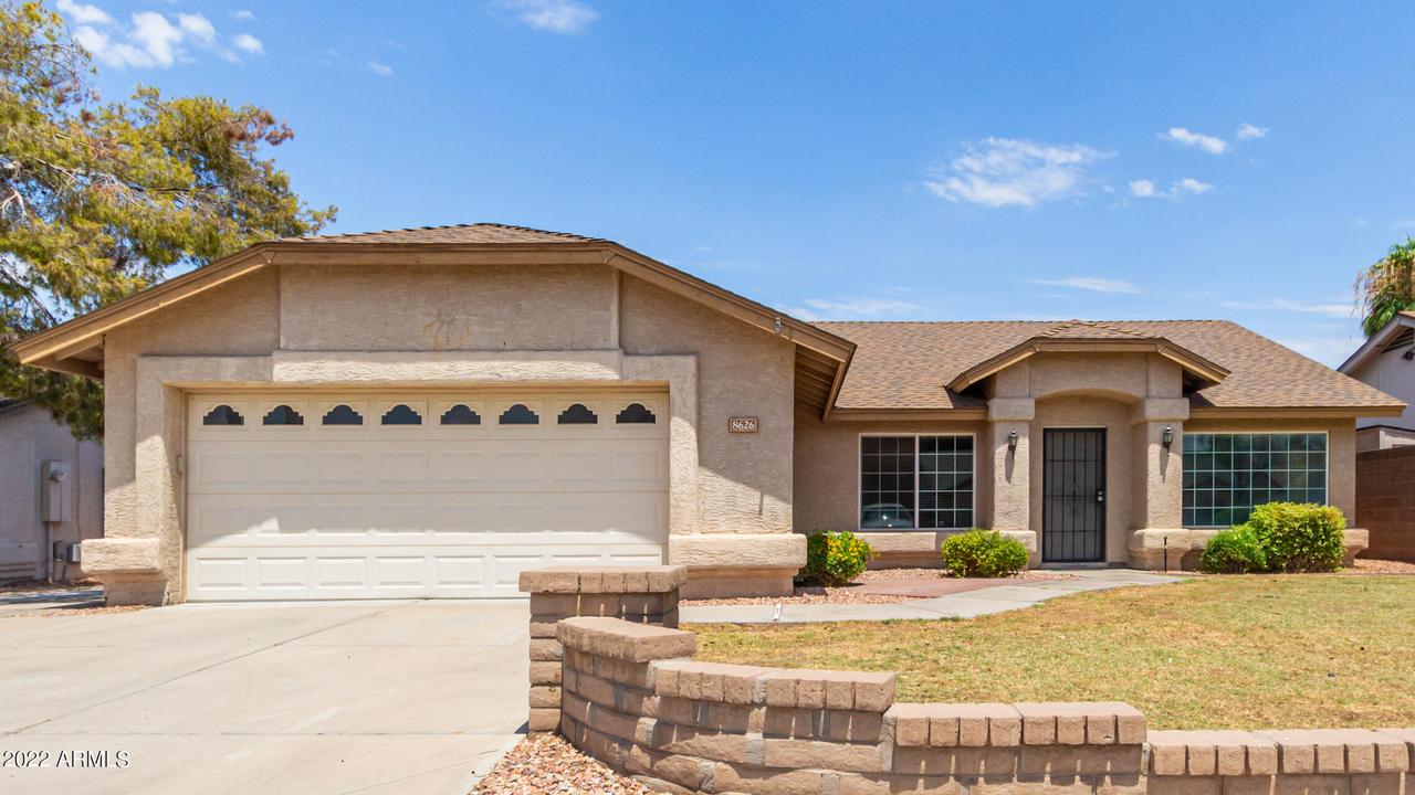 8626 W Willow Ave., Peoria, AZ 85381