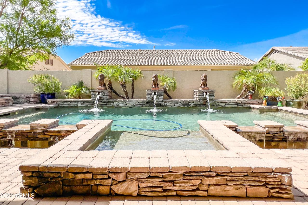 1247 E Arrowhead Tr., Gilbert, AZ 85297