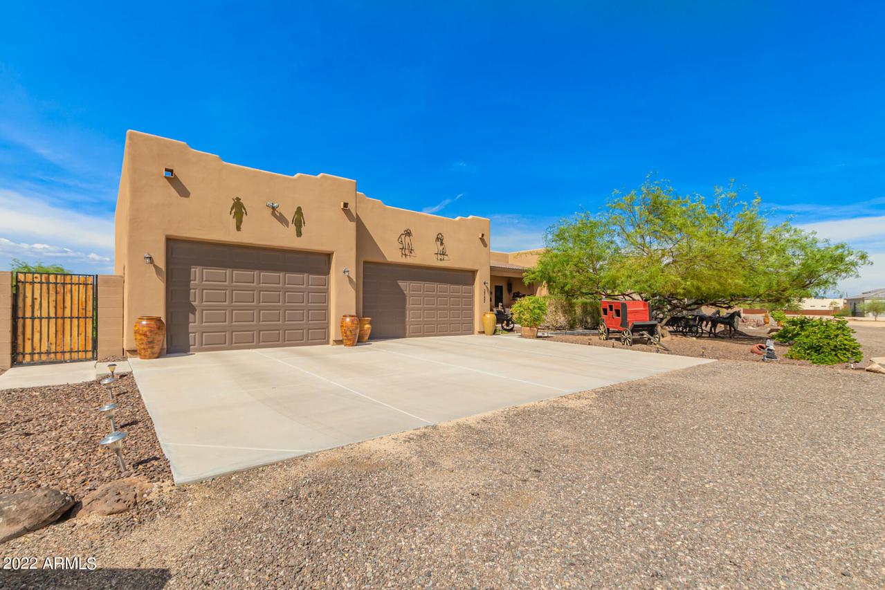 39222 N 21st Ave., Phoenix, AZ 85086