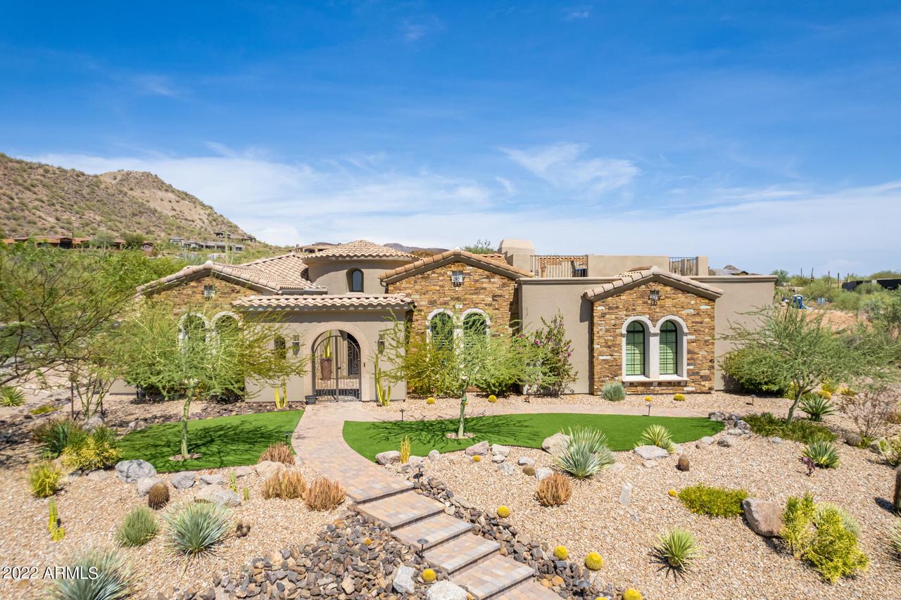 3565 N Crystal Peak Cir., Mesa, AZ 85207
