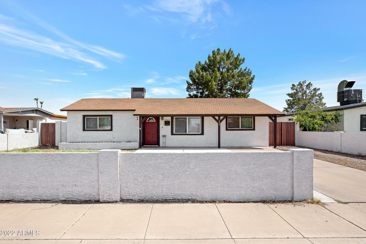 449 E Harmony Ave., Mesa, AZ 85204