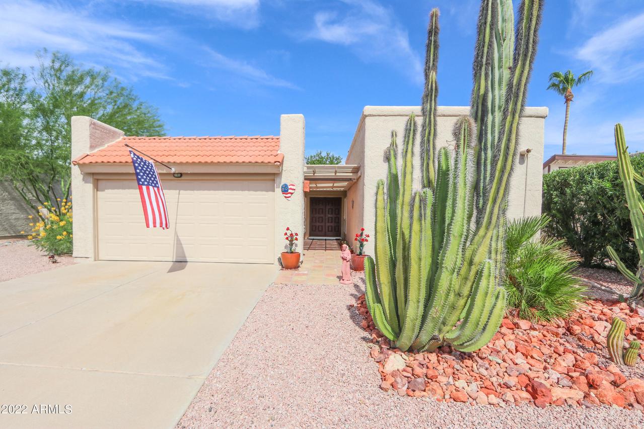 25257 S Pinewood Dr., Sun Lakes, AZ 85248