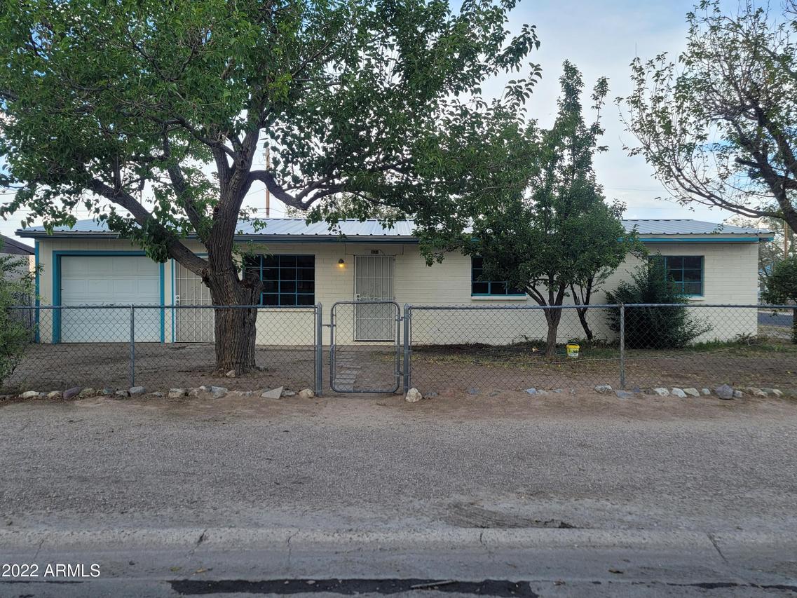 801 N Flagstaff Ave., Willcox, AZ 85643