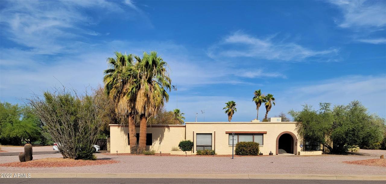 9803 N 68th St., Paradise Valley, AZ 85253