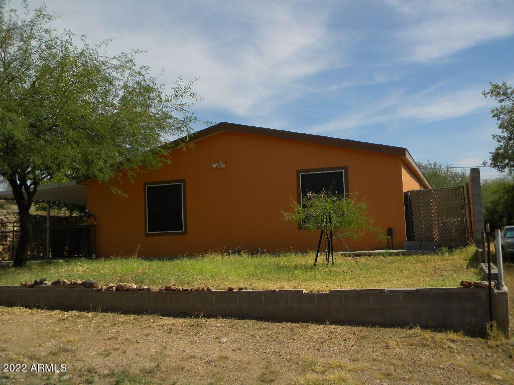 83 W Arnett Dr., Superior, AZ 85173
