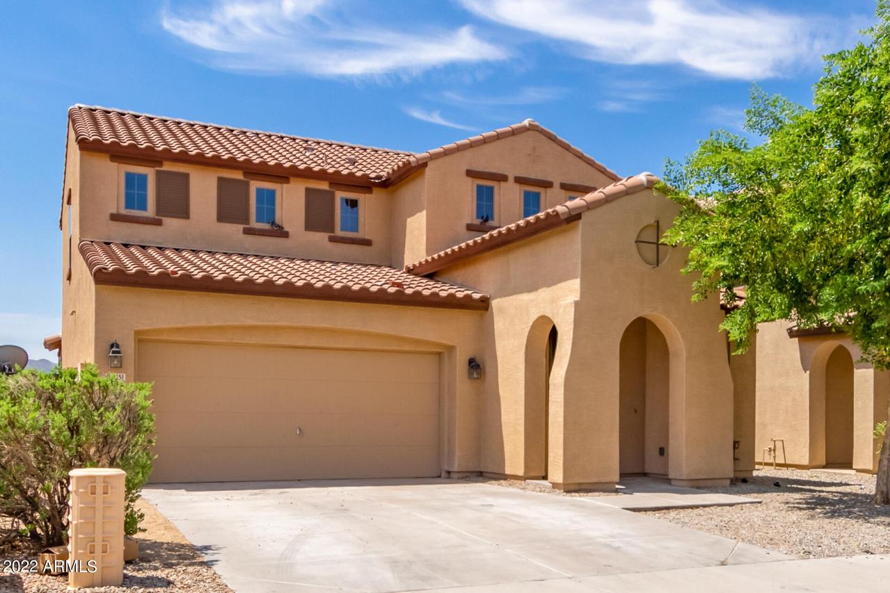 2451 W Parkway Dr., Phoenix, AZ 85041