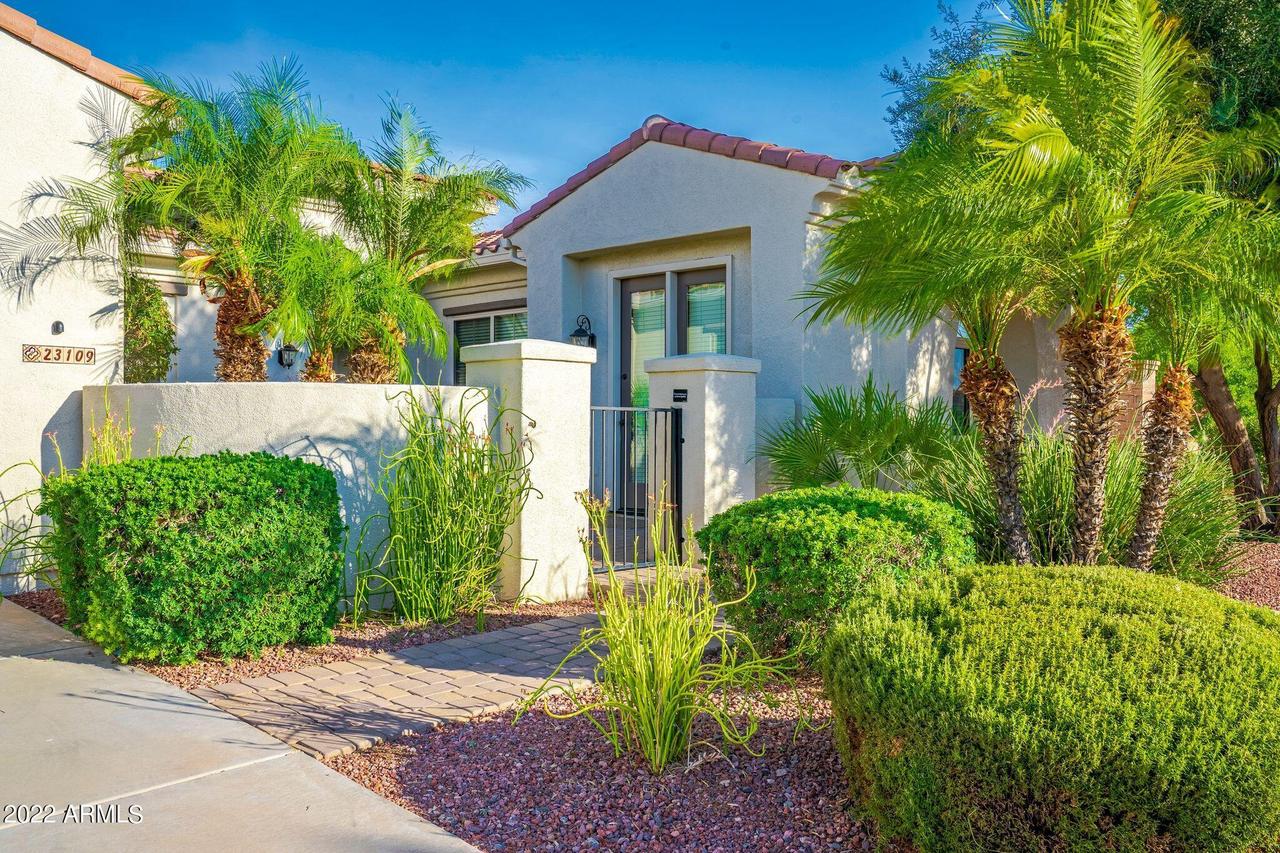 23109 N Hank Raymond Dr., Sun City West, AZ 85375