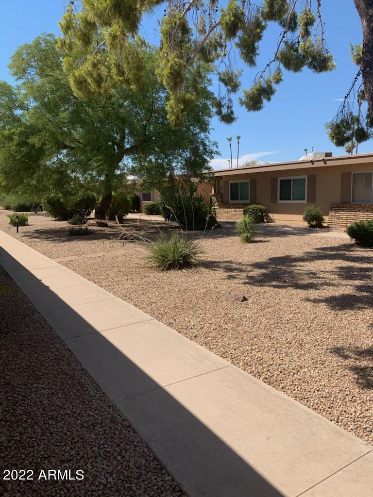 13869 N 111th Ave., Sun City, AZ 85351