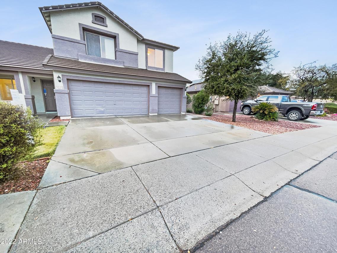 8049 W Harmony Ln., Peoria, AZ 85382