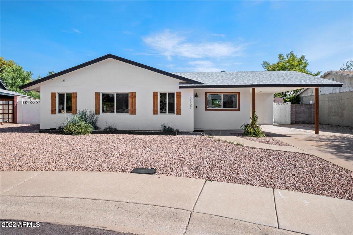 8607 E Columbus Ave., Scottsdale, AZ 85251