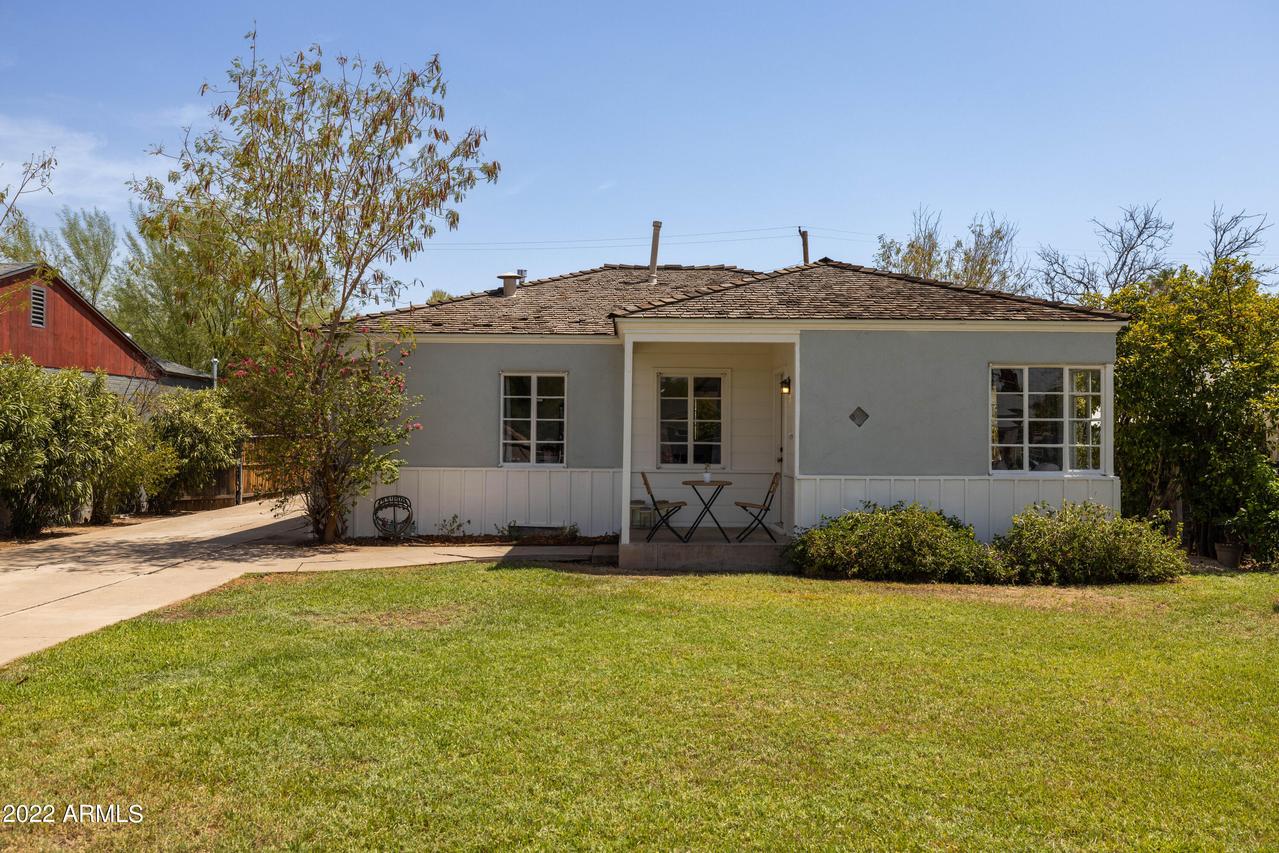 325 E Weldon Ave., Phoenix, AZ 85012